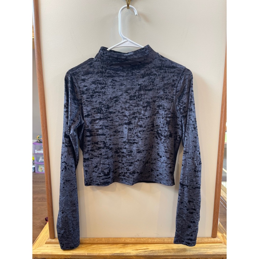 Lululemon Crushed Velvet Mock Neck Long Sleeve Cropped Top Charcoal Grey XS/S